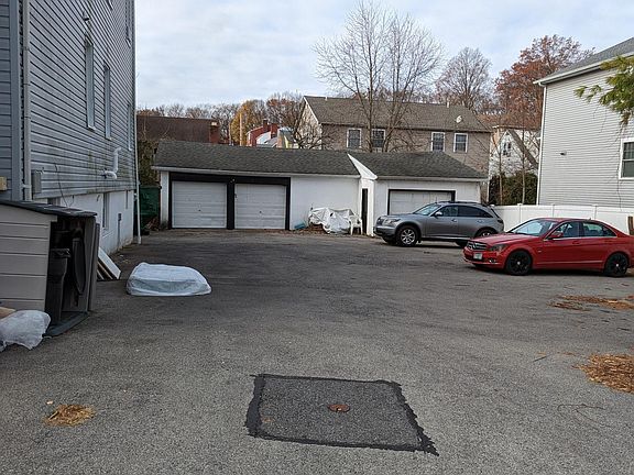 2nd image of 144 Rockwell St APT 1