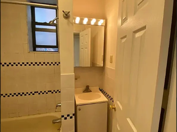 107 East 89th Street image 4 of 9