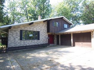 25612 Breckenridge Dr, Euclid, OH