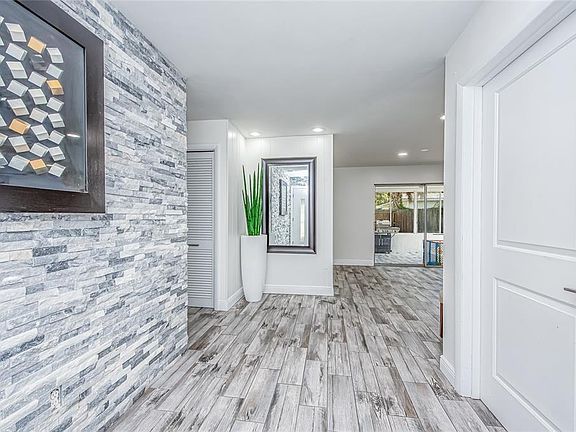 5th image of 4705 Shale Pl