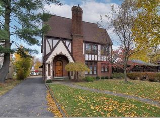 18717 Winslow Rd, Shaker Heights, OH 44122 | Zillow