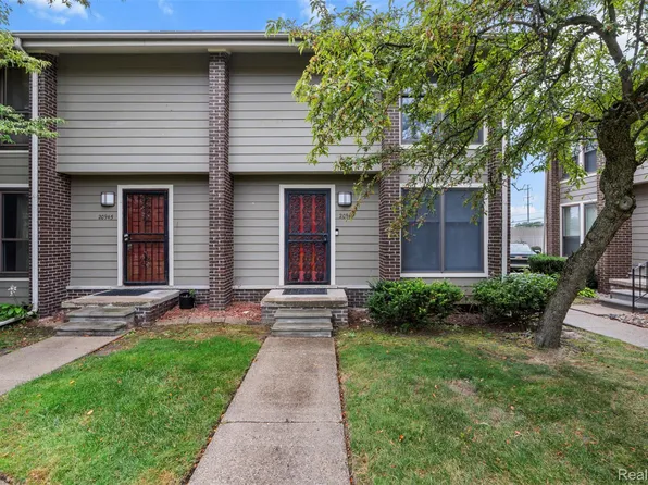 20949 Sherman Ave, Southfield, MI 48033
