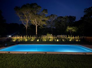 5 Pine Tree Ct, East Quogue, NY 11942