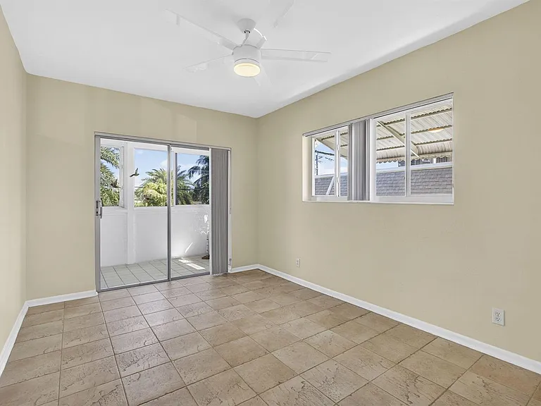 3402 Cynthia Ln #201 — Photo 32