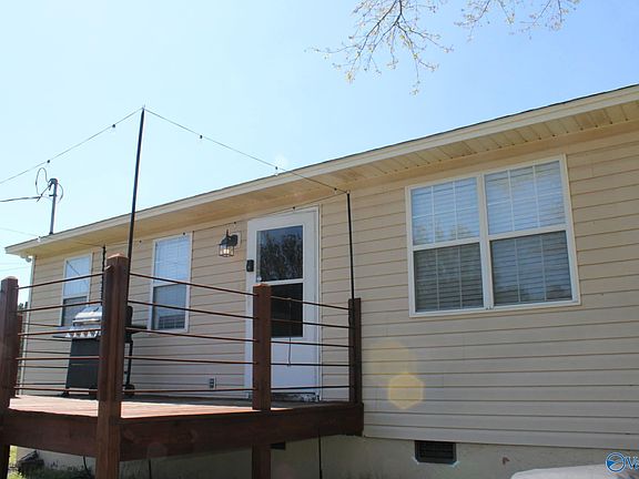 2nd image of 1995 Fenton Rd