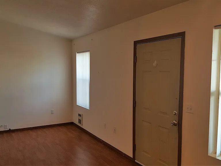 13208 E. 31st Ct — Photo 7