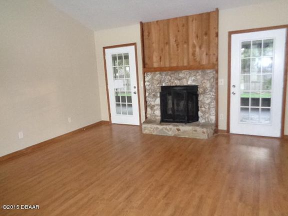 5th image of 2522 Vista Palm Dr