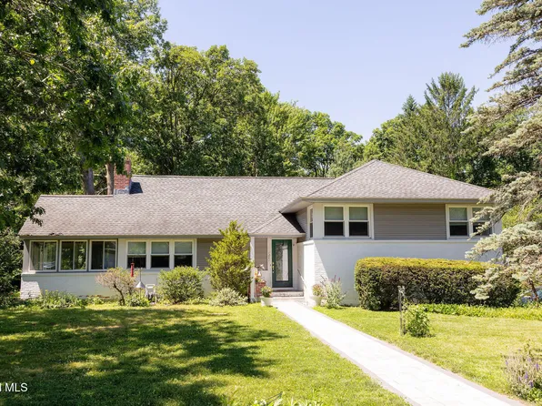 1241 Ruffner Road, Niskayuna, NY 12309