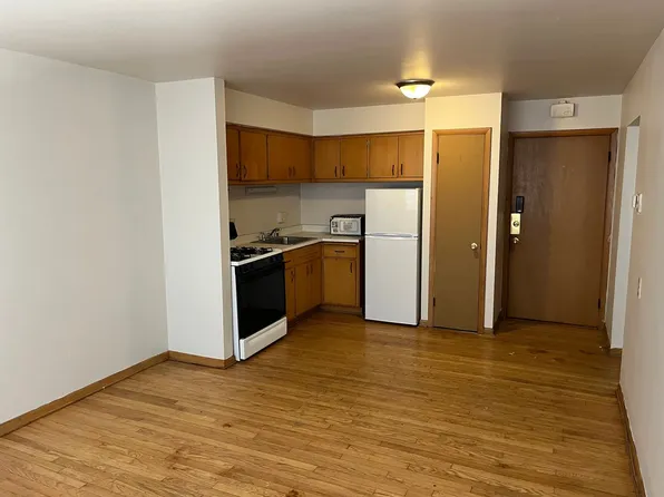 1851 N Oakland Ave (18 Unit), 1851 N Oakland Ave APT 4, Milwaukee, WI 53202