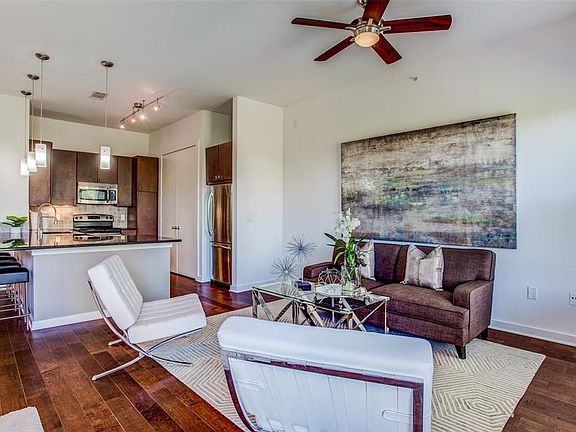 4th image of 2950 McKinney Ave APT 415
