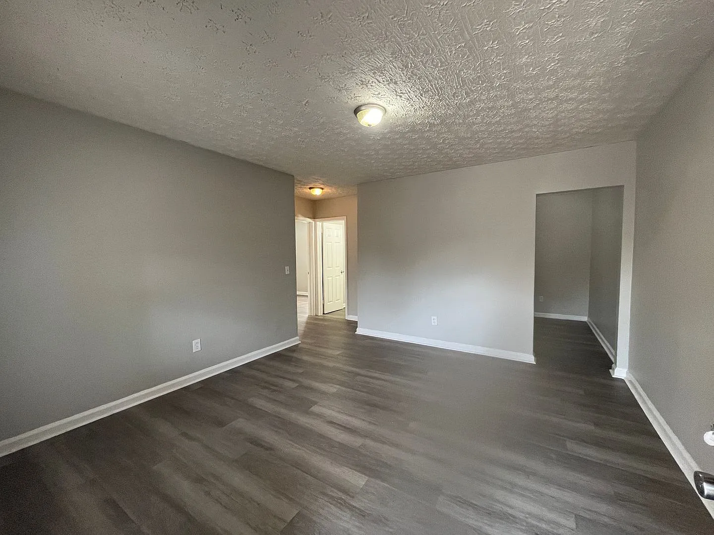 731 Winston Road Fountain View Apts / Hemlock — Photo 4