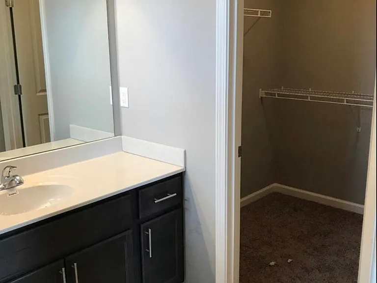 2525 Feathersound Way — Photo 9