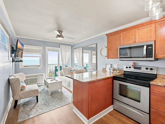 2nd image of 909 S Ocean Blvd. #303