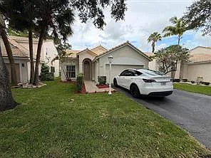 3 bed, 2.0 bath, $3,600 — Photo 3
