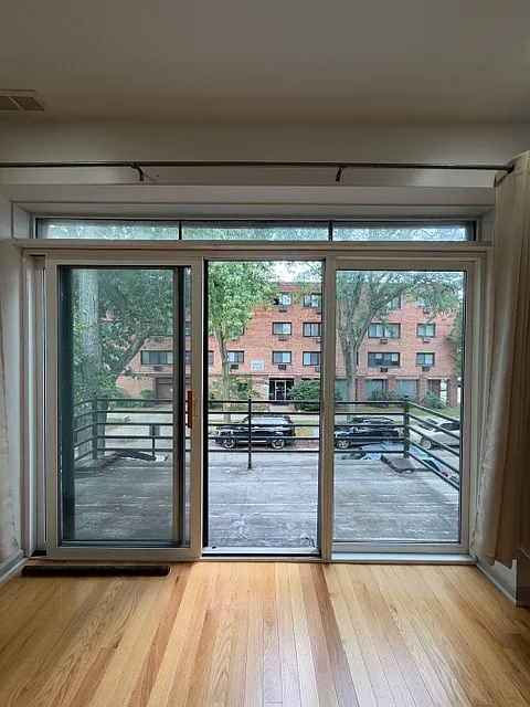 2 bed, $2,200 — Photo 4