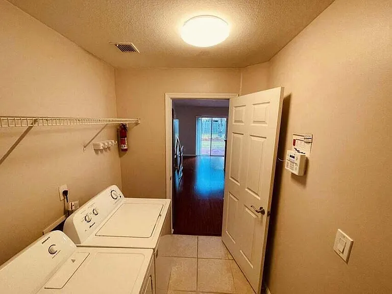3661 SW Camastro St — Photo 18
