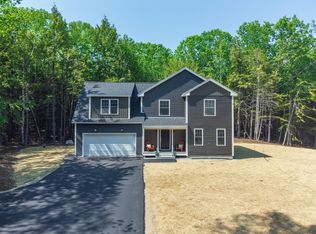 19 Treasure Ln, Windham, ME 04062