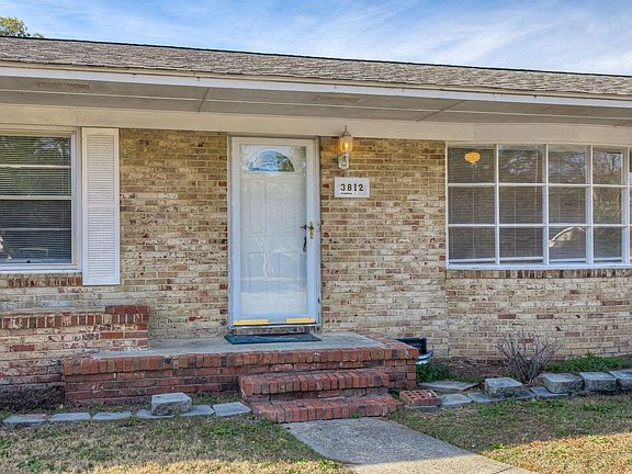 3rd image of 3812 Pine Knoll Court