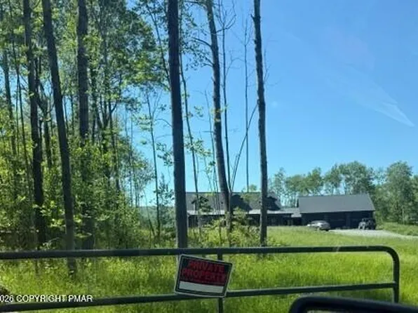 311 Jubinsky Rd, Waymart, PA 18472