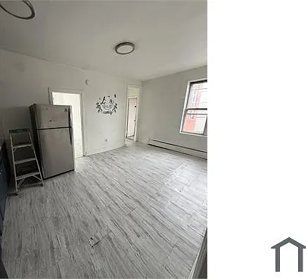 1301 Needham Ave #2 — Photo 2