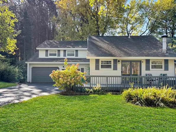 4089 W 48th Rd, Cadillac, MI 49601