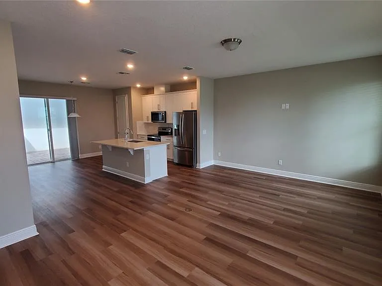 7361 Alpine Butterfly Ln — Photo 3