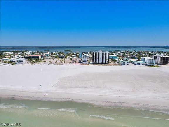 4th image of 6230 Estero Blvd #302