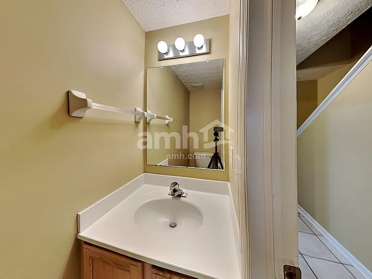 4433 Greensbury Dr — Photo 8