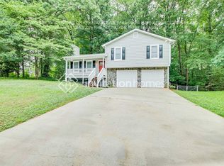 69 Prospectors Ct, Hiram, GA 30141