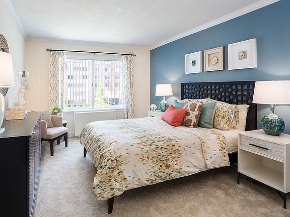 Arlington Bedroom