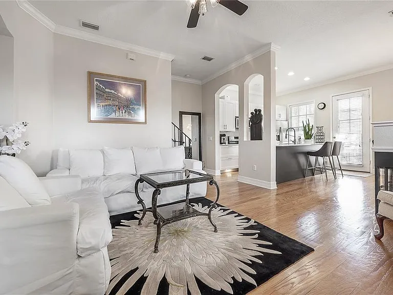 2920-2 Hansen Manor Ln — Photo 4
