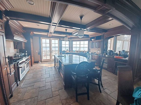 3rd image of 316 Cambourne Dr