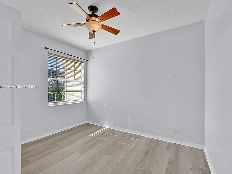 602 S Federal Hwy #12 — Photo 13