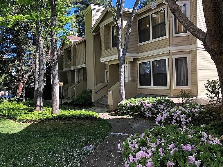 1st image of 927 La Mesa Trl #C