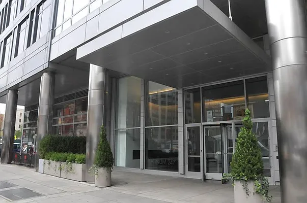 Rented by Keller Williams NYC | media 23