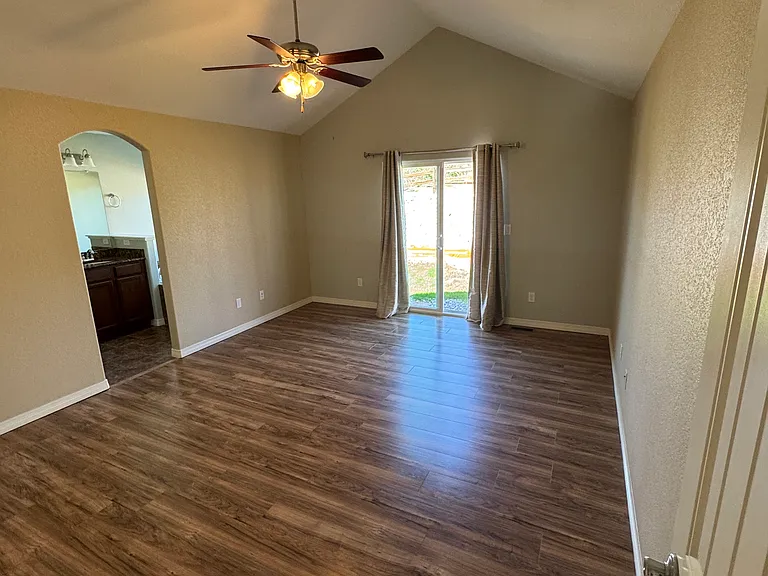 12322 Bandon Dr — Photo 20