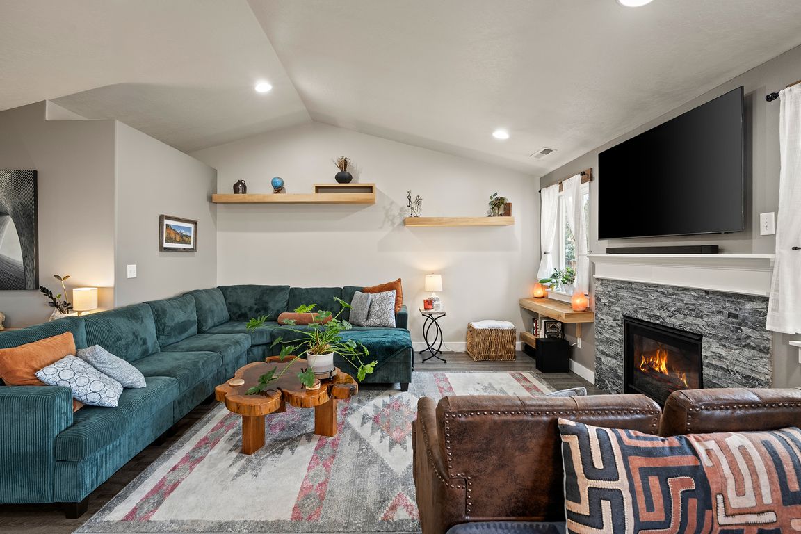 next background image