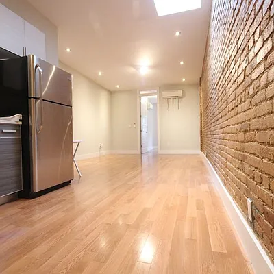 Rented by The Hamilton Group | media 14