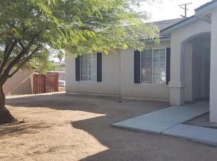 7435 Acoma Trl, Yucca Valley, CA 92284