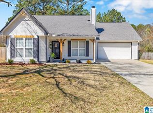 159 Pebble Ln, Alabaster, AL 35007