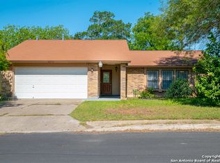 8215 Greenham, San Antonio, TX 78239
