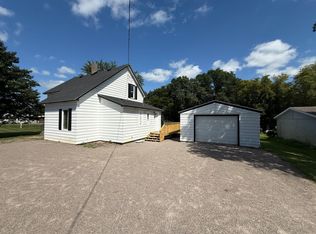 352 Friedman St N, Eden Valley, MN 55329