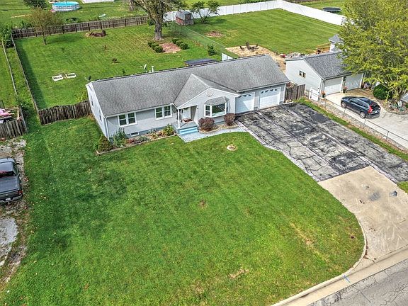 2nd image of 3045 Turpin Rd
