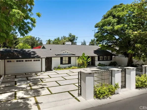 22925 Leonora Dr, Woodland Hills, CA 91367