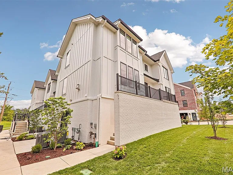 1181 Noa Ln #33 — Photo 42