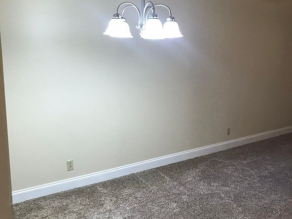 5th image of 4705 Meade Ln #4705