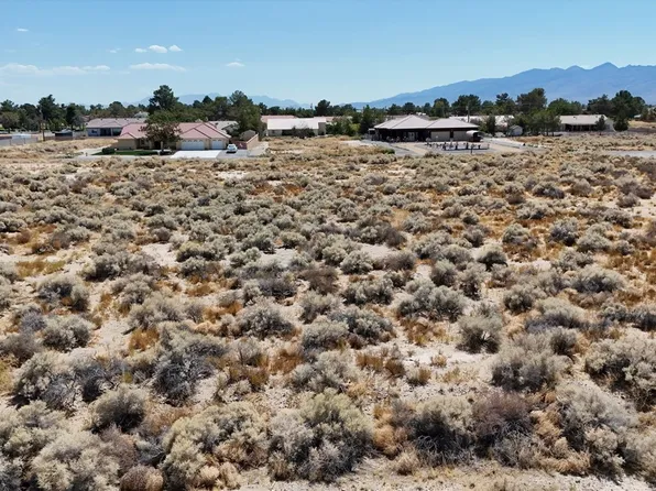 1401 E Kearney St, Pahrump, NV 89048