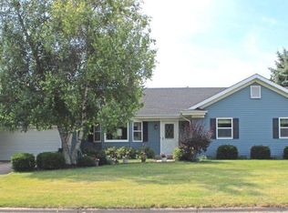 802 Holland Ave, Delavan, WI 53115