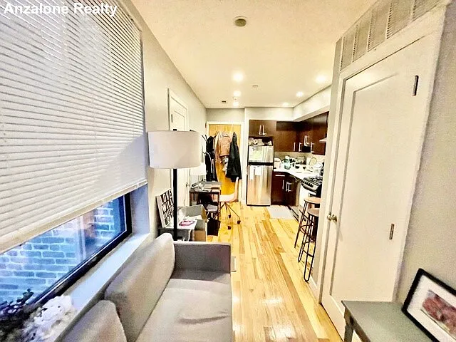 419 Hanover St #2 — Photo 5
