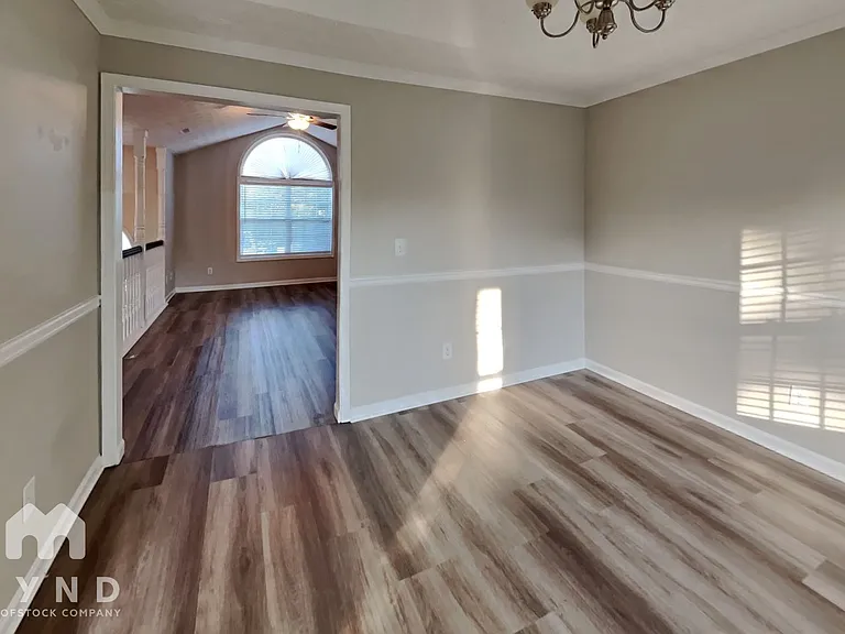 158 McArthur Dr — Photo 10